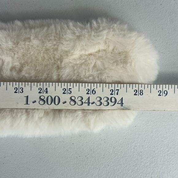 Kids Faux Fur Decorative Button Scarf White - Picture 10 of 12